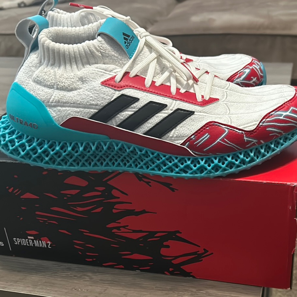 Adidas Spider-man Ultra 4D Mid Evolved.